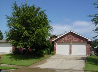 1015 Hampton Dr, Forney, TX 75126