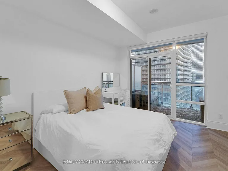 16 Brookers Ln #Penthouse 1 — Photo 24