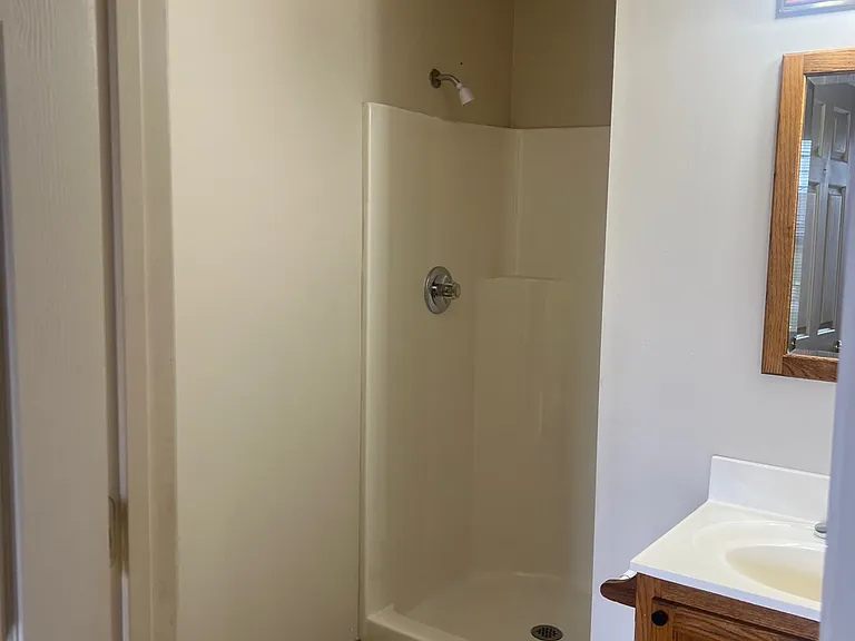 403 E Pershing Ave #C — Photo 7