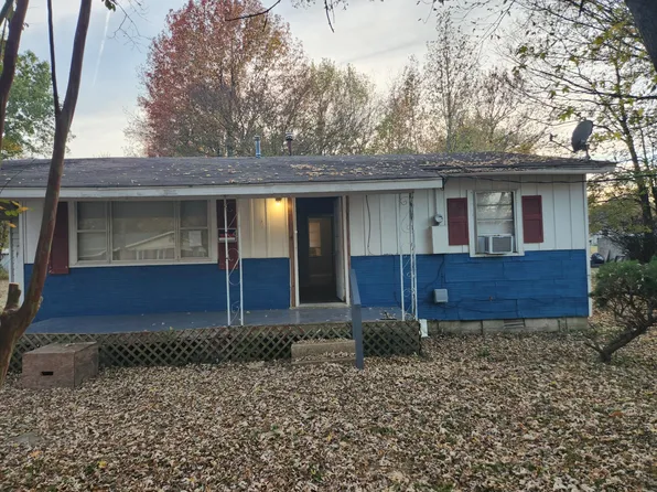 908 S Pine St, Bald Knob, AR 72010