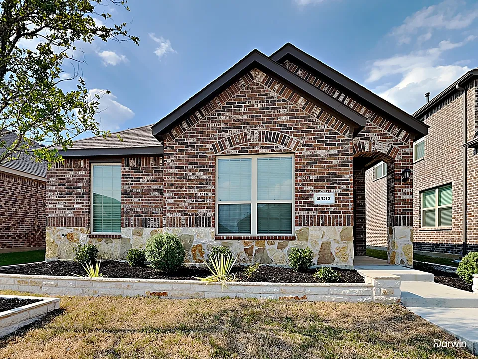 2337 Larimar Dr