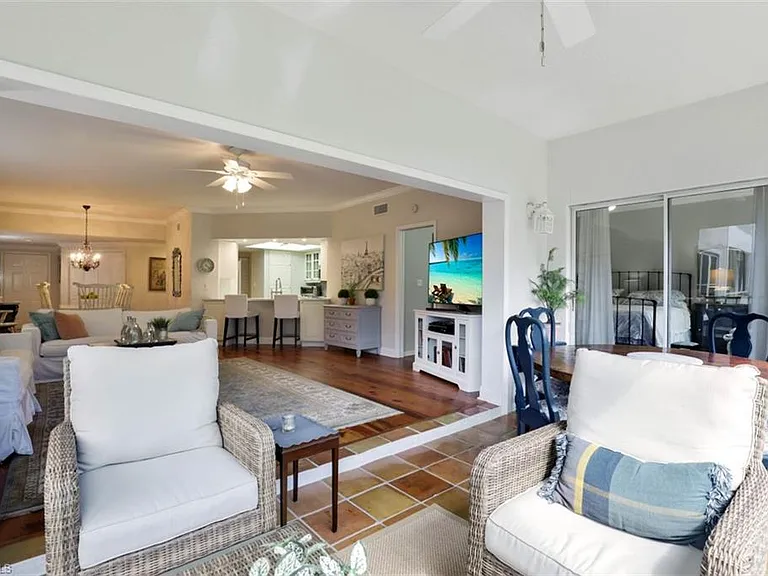5897 Chanteclair Dr #313 — Photo 13