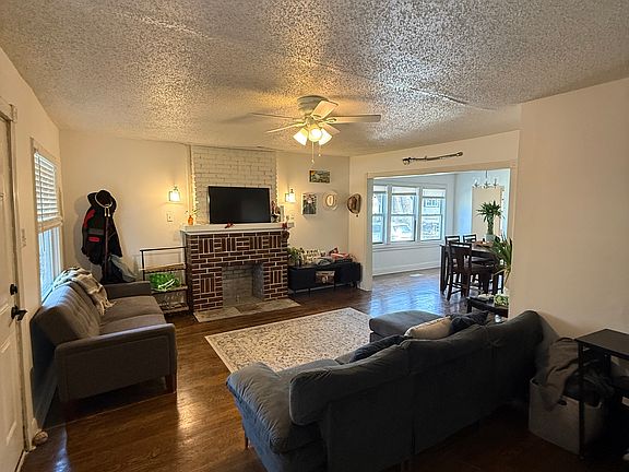 3rd image of 5119 Paseo Blvd
