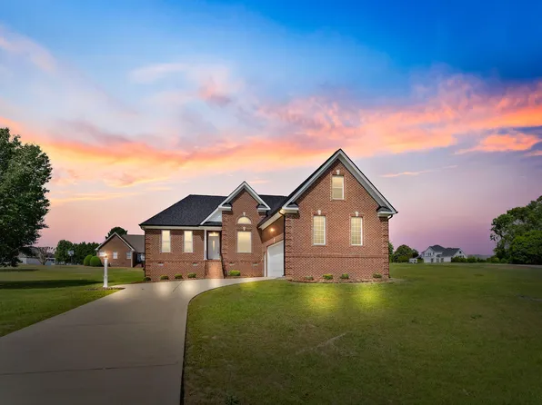 105 Pinecrest Dr, Angier, NC 27501