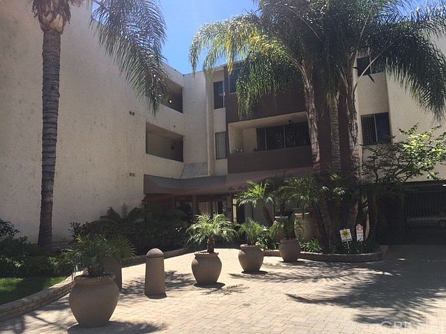 1st image of 5325 Newcastle Ave Unit 240