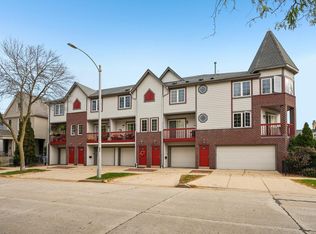 Lyon Street, Milwaukee, WI 53202