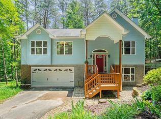 6187 Hart Ridge Ct, Walkertown, NC 27051