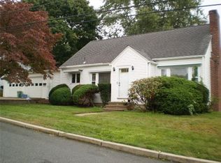 176 Oxford St, Cranston, RI 02920