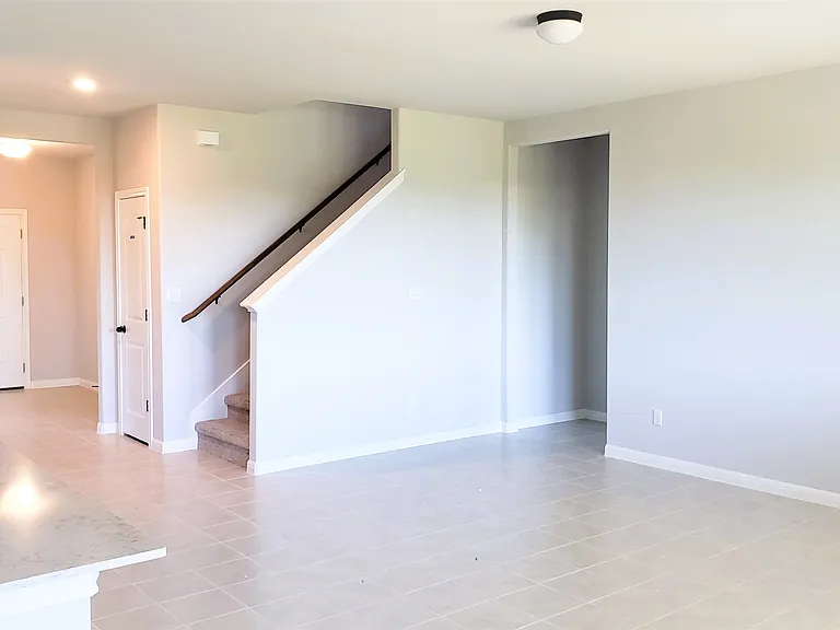 220 Long Canyon Ln — Photo 8