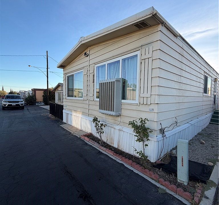 1st image of 16473 Green Tree Blvd Space 5