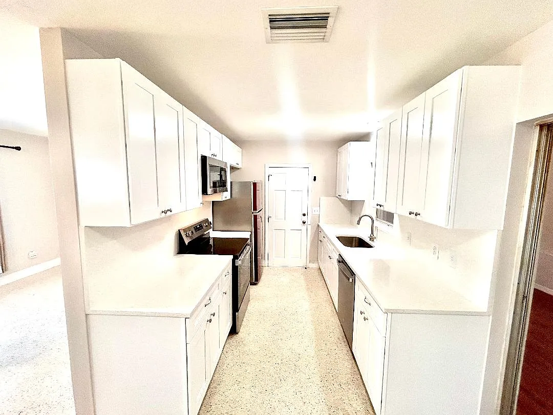 3 bed, 1504 sqft, $2,250 — Photo 3