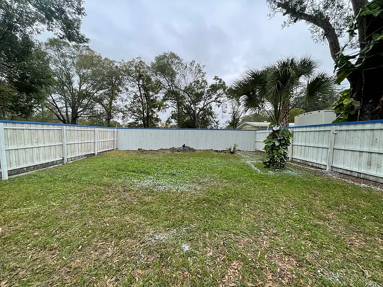 1917 Erline Dr — Photo 15