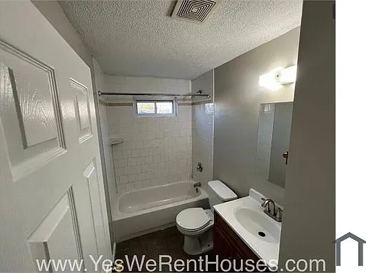 2801 Hinsdale Dr — Photo 7