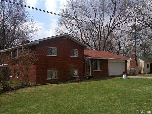 1st image of 3180 Beaumont Dr
