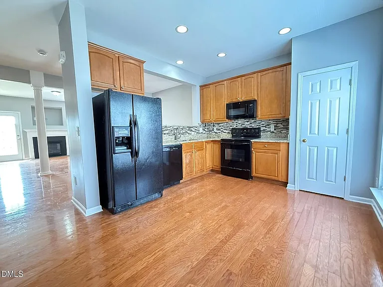 3113 Settle In Ln — Photo 8