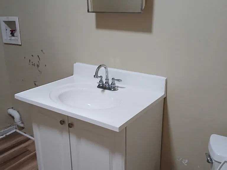 304 Carmel Dr — Photo 5