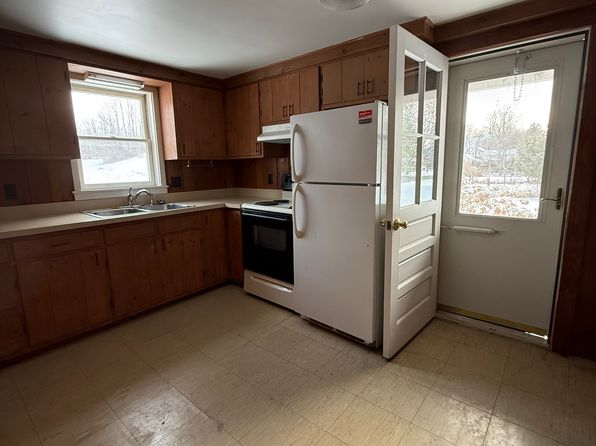 (undisclosed Address)