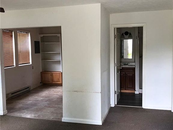5th image of 14857 Beechwood Dr