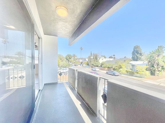 2nd image of 3667 Veteran Ave APT 3