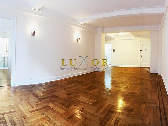 3rd image of 201 W 77th St APT 8E
