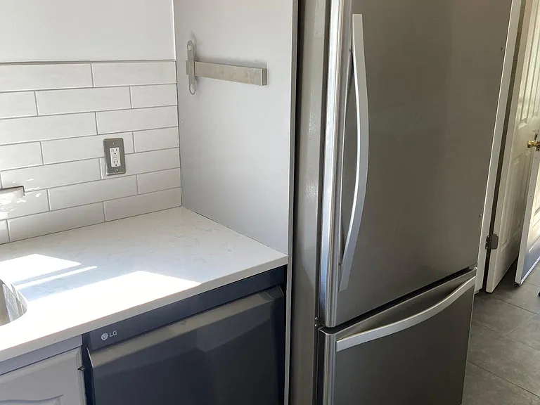 New Fridge & dishwasher, gas range, electric oven