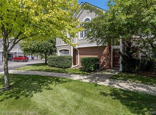 56112 Troon Dr N, Utica, MI 48316