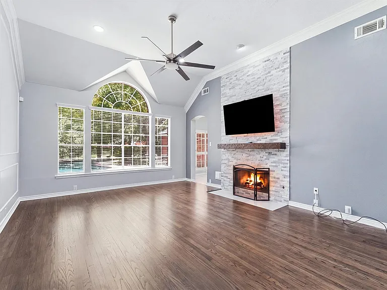 3319 Vista Lake Dr — Photo 8
