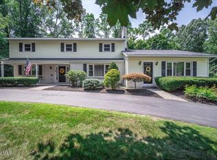 47 Rolling Brook Drive, Clifton Park, NY 12065
