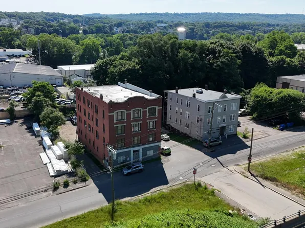 197 S Leonard St, Waterbury, CT