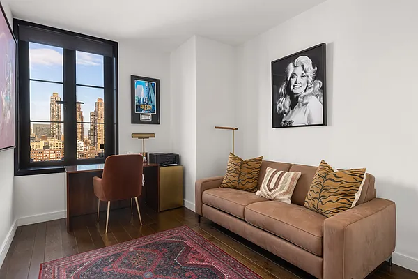 Rented by Compass | media 25