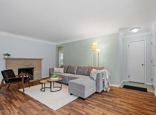 8828 River Ridge Rd, Bloomington, MN 55425