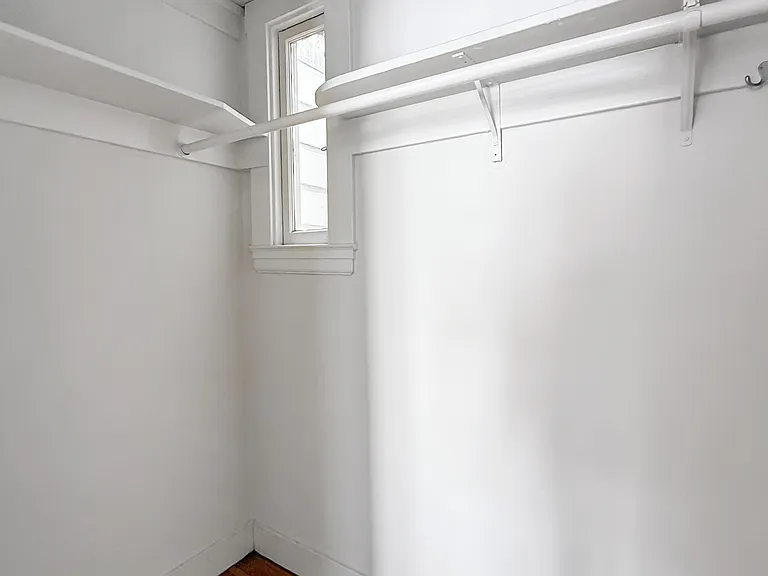 508 Octavia St #6 — Photo 6