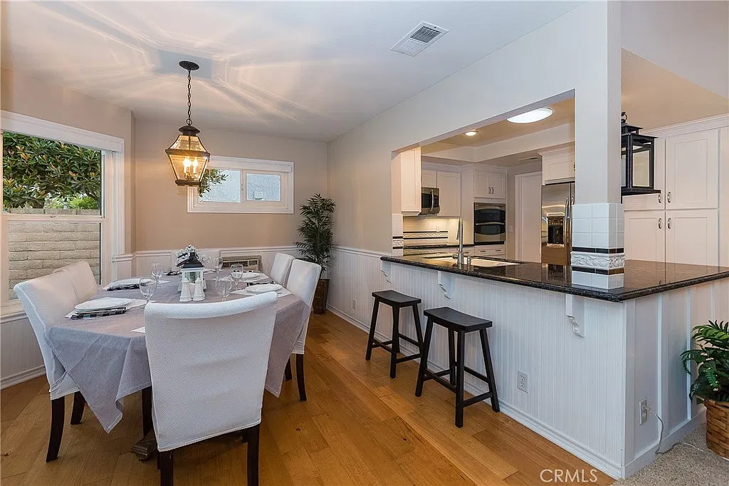 4 bed, 2040 sqft, $6,995 — Photo 3
