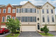 Ellington Ln-1006-001.jpg