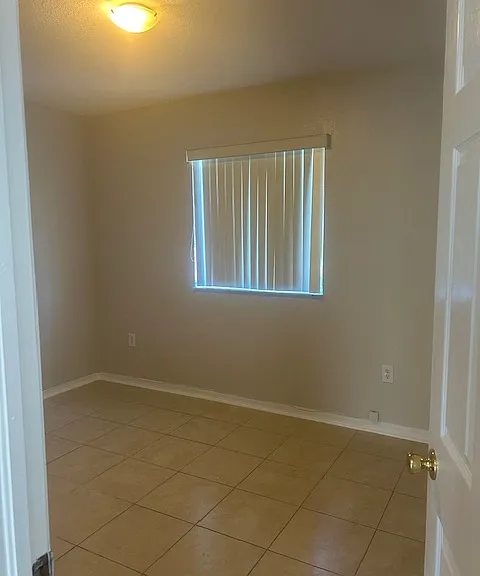 17106 SW 138th Ct — Photo 10