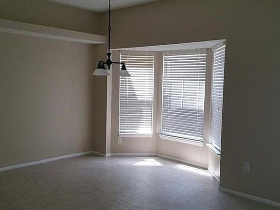 4th image of 14 Emerald Bay Dr