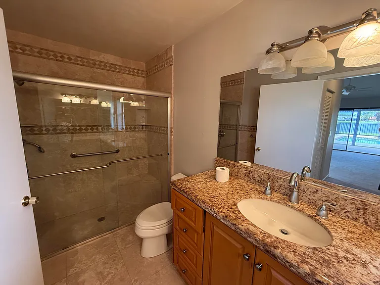 9215 Sun Pointe Dr — Photo 10