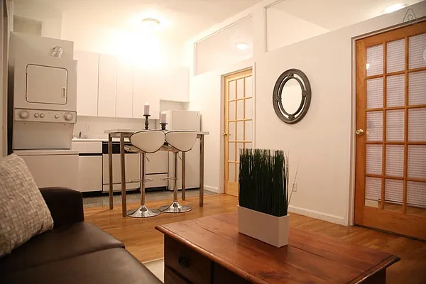 Rented by Sky Management | media 17