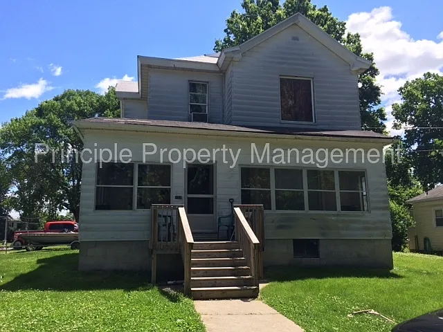 201 S Elm St #A-b photo 1