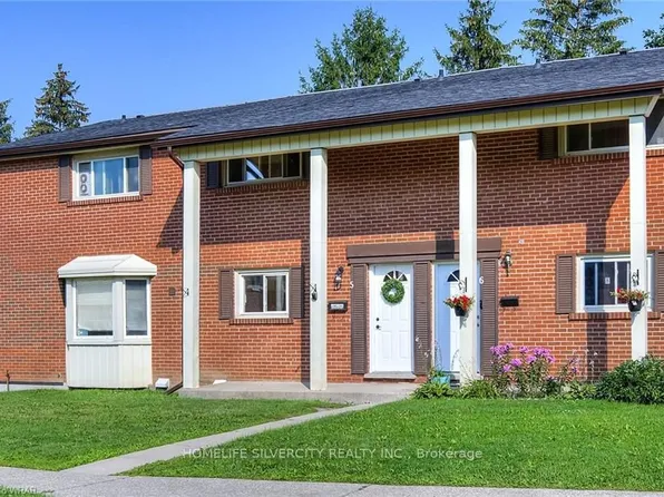 144 Jansen Ave #5, Kitchener, ON N2A 2L7