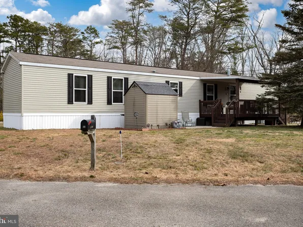 40 Magnolia Ln, Tabernacle, NJ 08088