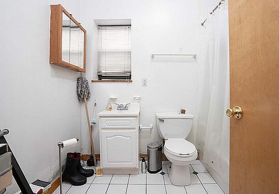 5th image of 336 E 117th St #3R