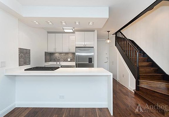 3rd image of 22-26 W 15th St APT 9C