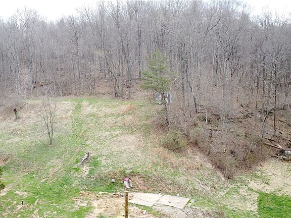 4th image of 39460 Opossum Creek Rd