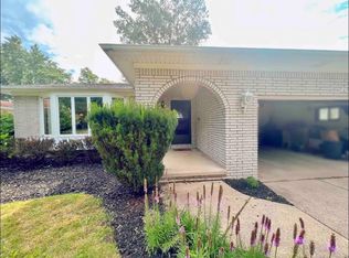 46 Lynette Ln, Buffalo, NY 14228
