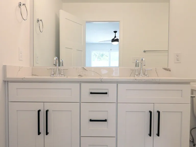 137 Independence Ln — Photo 19