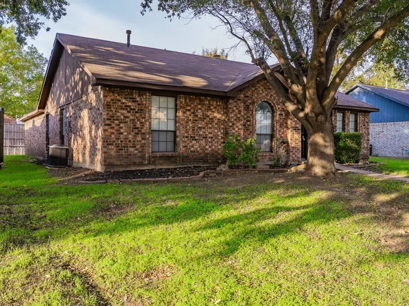 6607 Bluebonnet Dr, Rowlett, TX 75089