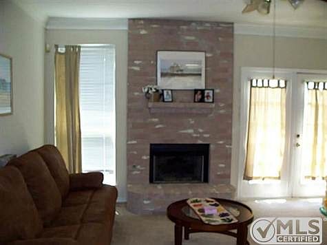 2nd image of 3484 Briargrove Ln