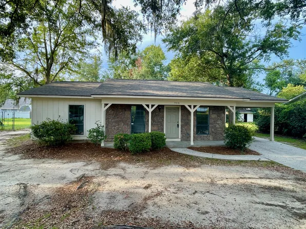 906 Pineview Dr, Valdosta, GA 31602