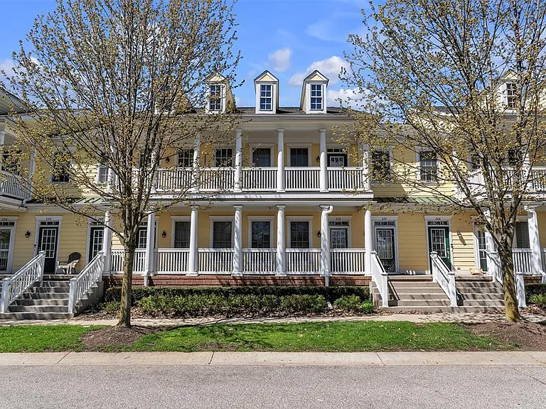 276 Constitution St — Photo 1